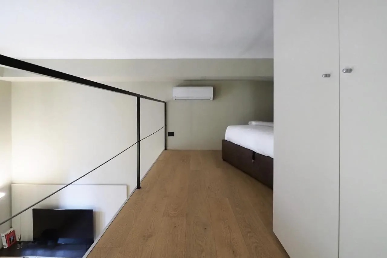 Doma Lux Apartment Central Station Milano